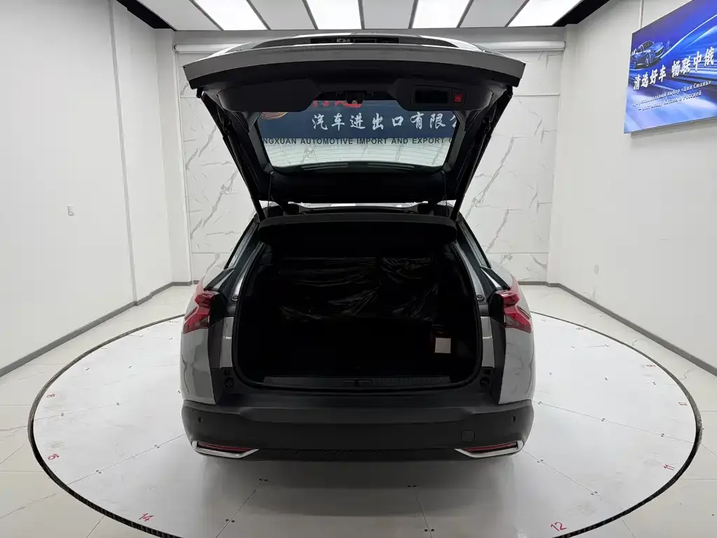 Citroen C5 X 2026 из CN, фото 2