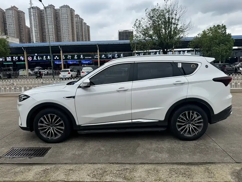 Jetour X70 PLUS — фото 10