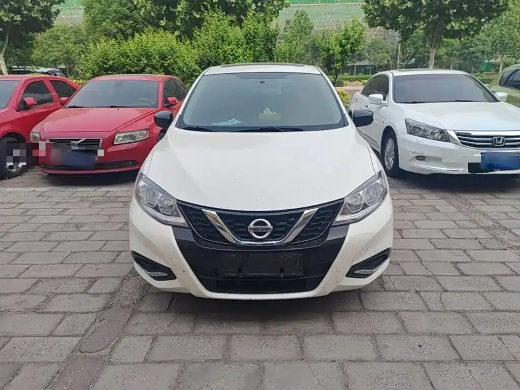 Nissan Tiida 2024 из CN, фото 5