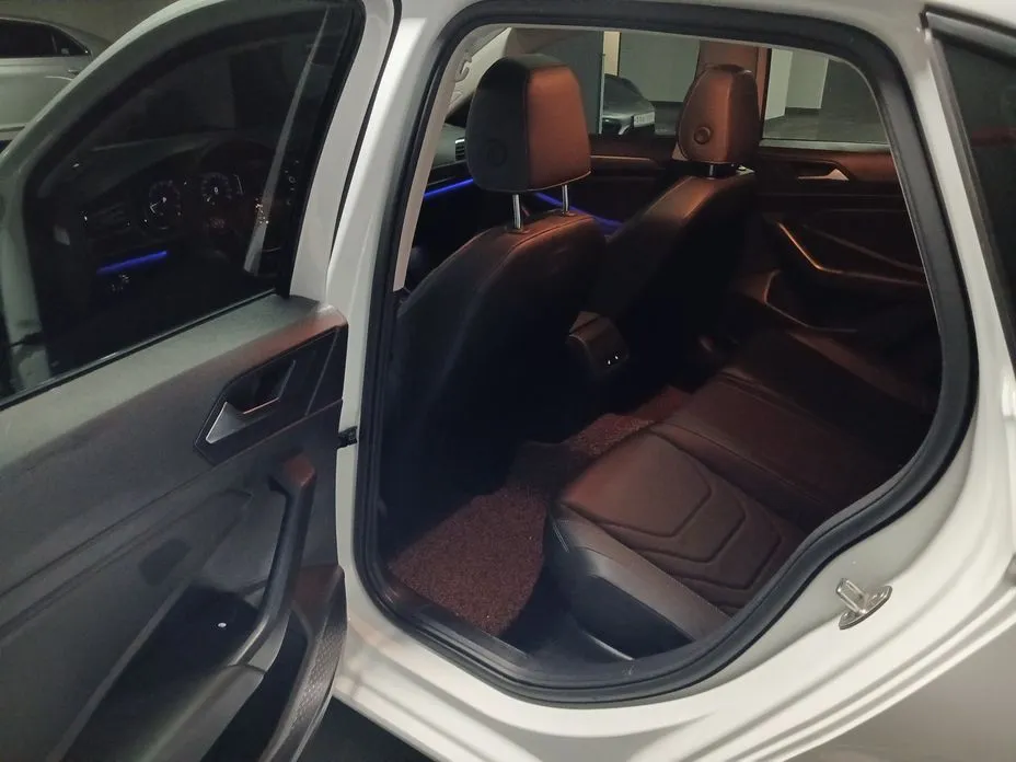 Volkswagen Jetta 2021 из KR, фото 8