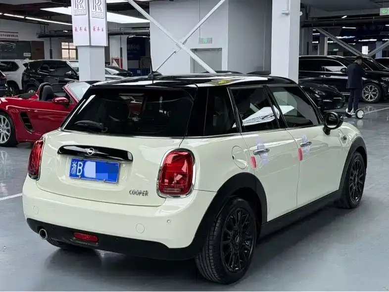 MINI Cooper (3-door) 2021 из CN, фото 5
