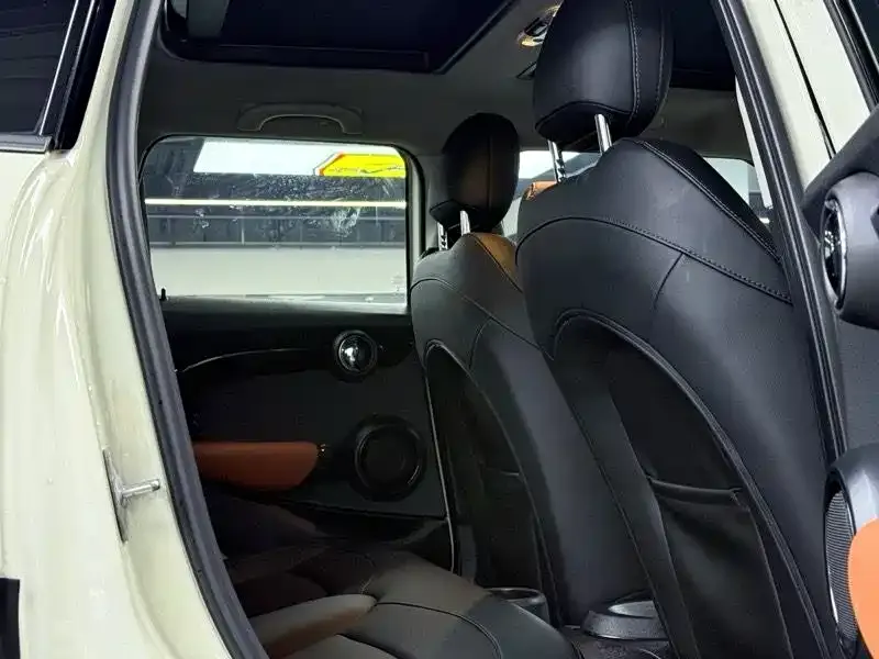MINI Cooper (3-door) 2021 из CN, фото 4