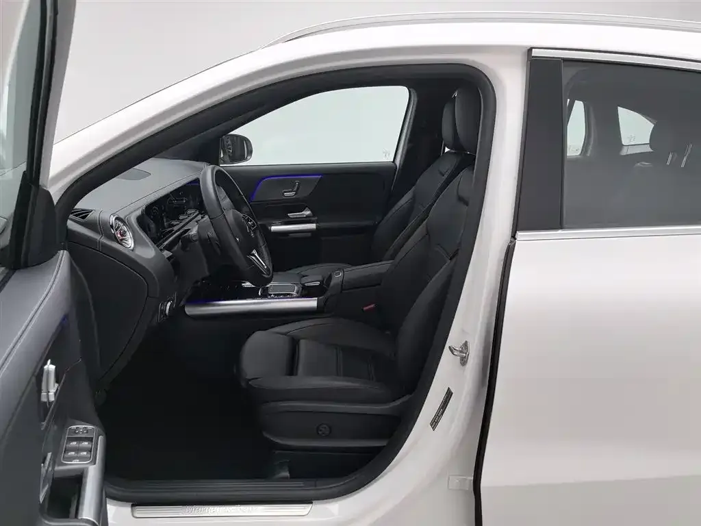 Mercedes-Benz GLA 2023 из CN, фото 4