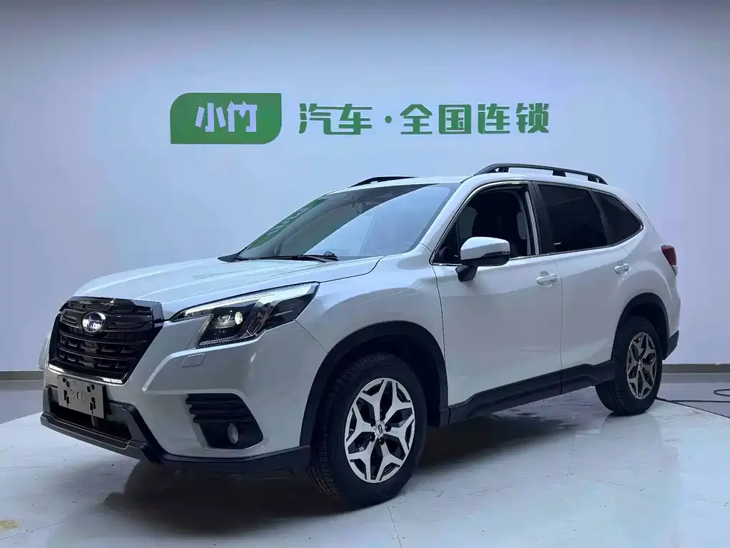 Subaru Forester — фото 1