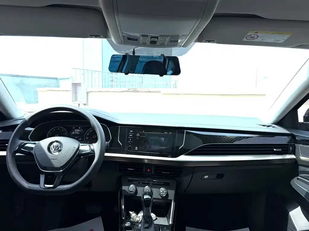 Volkswagen Passat 2021 из CN, фото 3