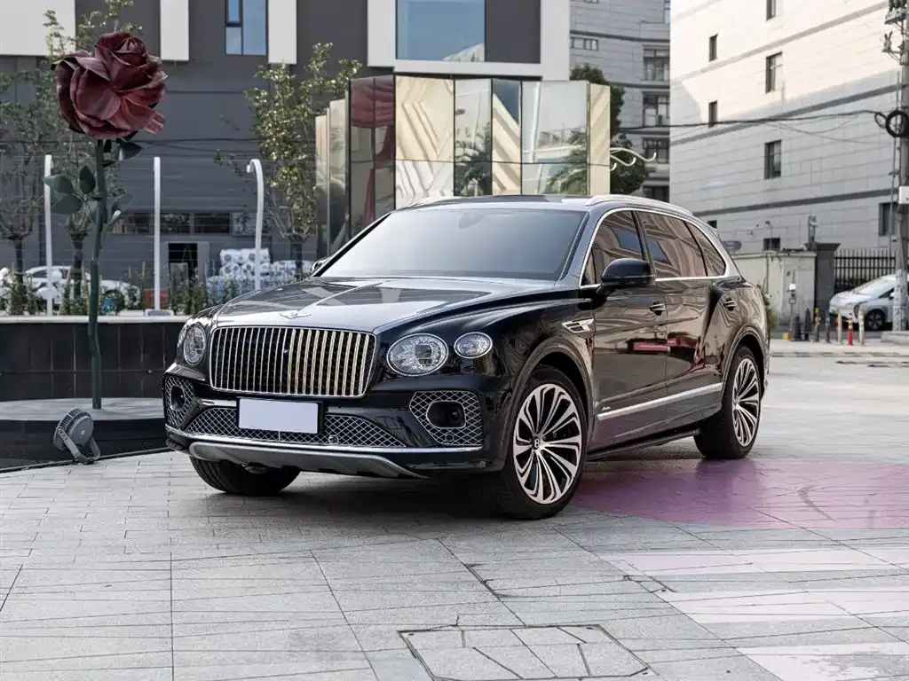Bentley Bentayga — фото 1
