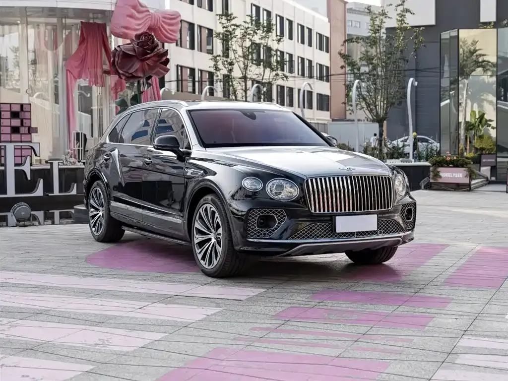 Bentley Bentayga — фото 9