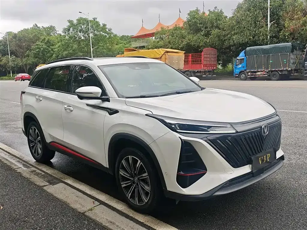 Changan CS75PLUS — фото 9