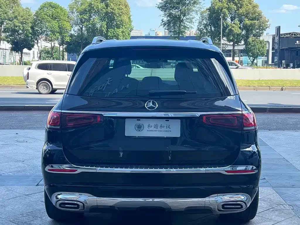 Mercedes-Benz GLS — фото 4