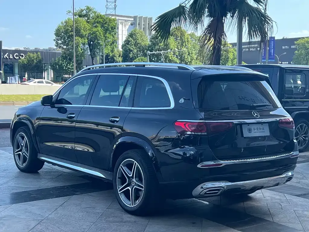 Mercedes-Benz GLS — фото 7