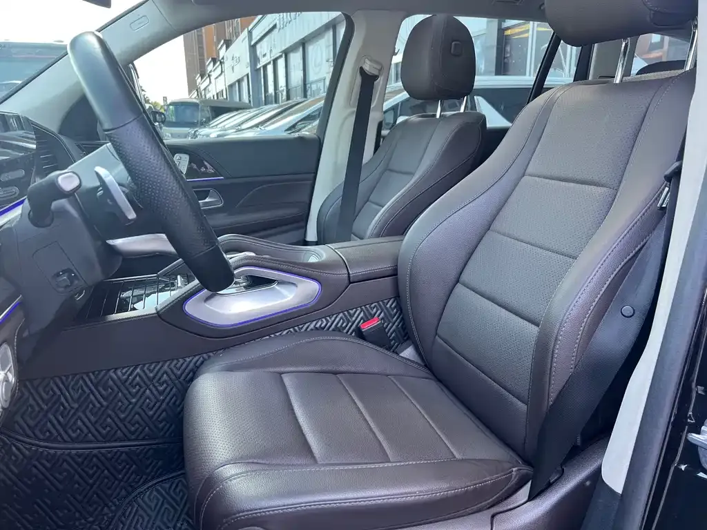 Mercedes-Benz GLS — фото 2