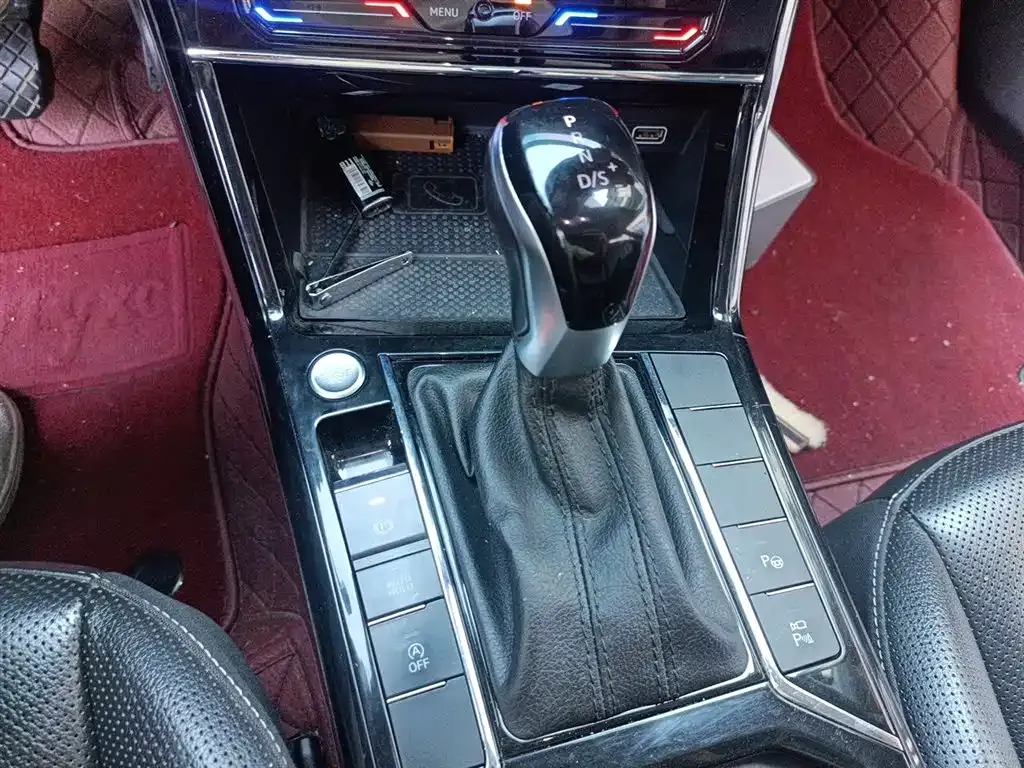 Volkswagen Passat — фото 9