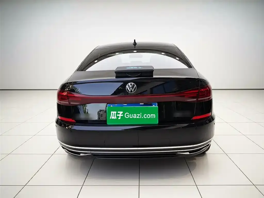 Volkswagen Passat — фото 2