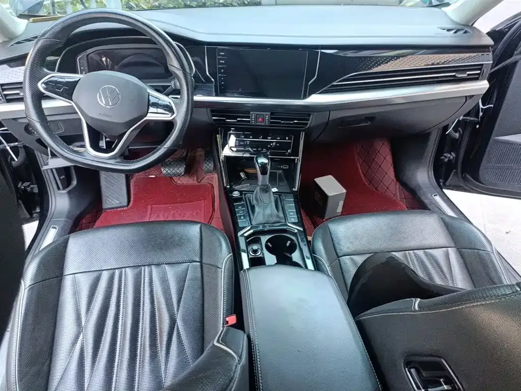 Volkswagen Passat — фото 10