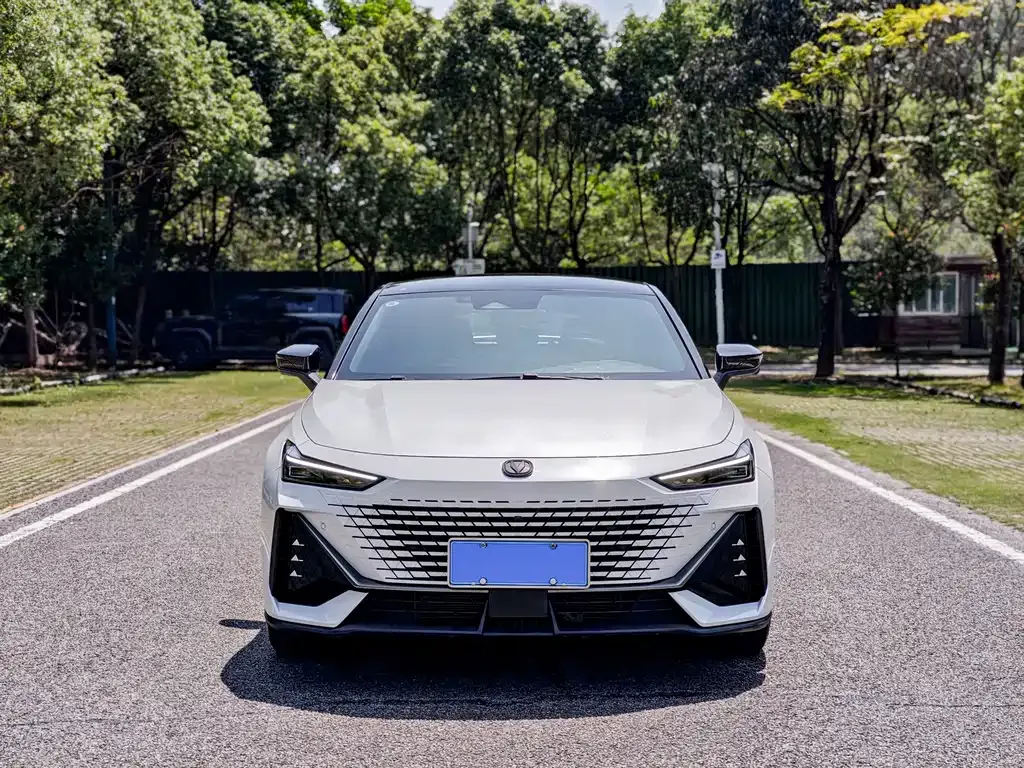 Changan UNI-V 2024 из CN, фото 5