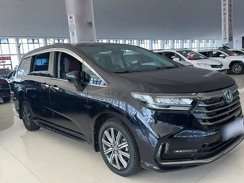 Honda Odyssey 2023 из CN, фото 4