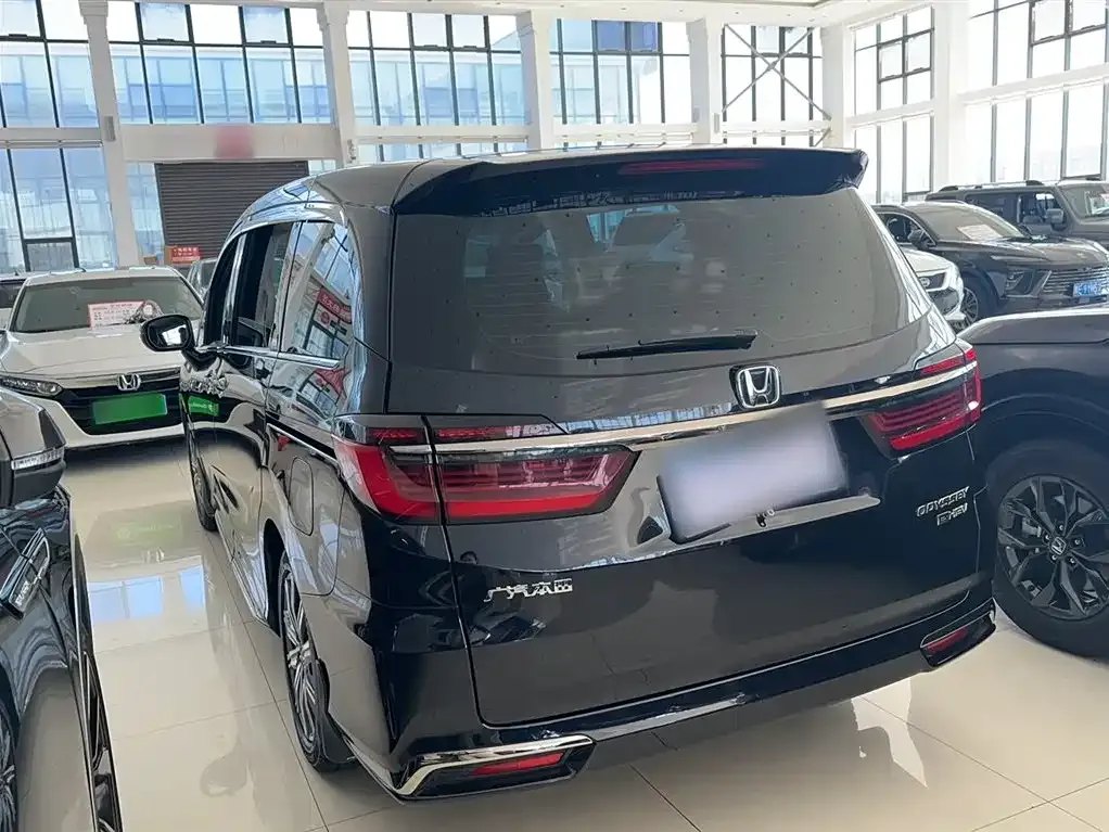 Honda Odyssey 2023 из CN, фото 8