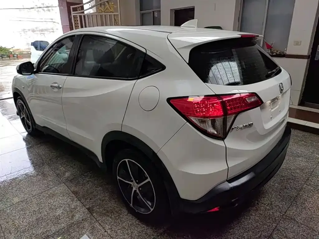 Honda Vezel 2021 из CN, фото 2