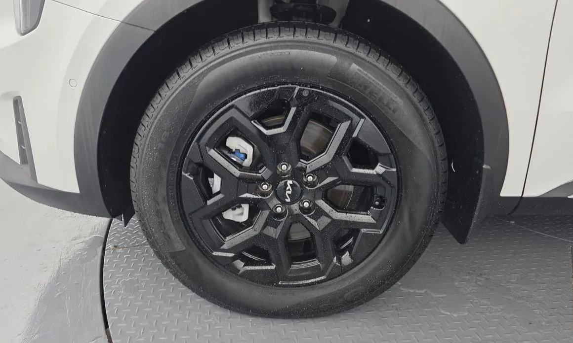 Kia Sorento — фото 3