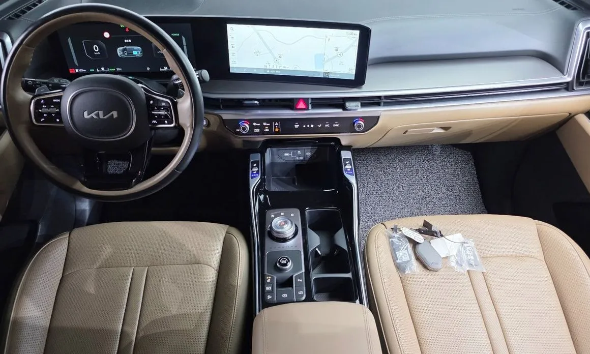 Kia Sorento — фото 8