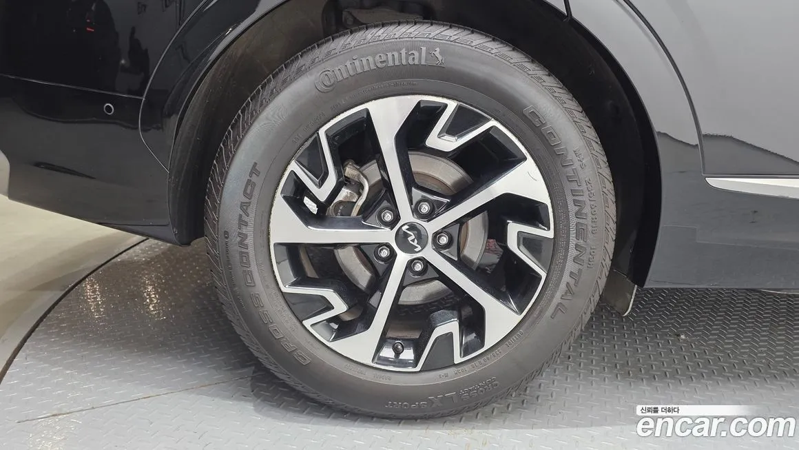 Kia Sportage — фото 7
