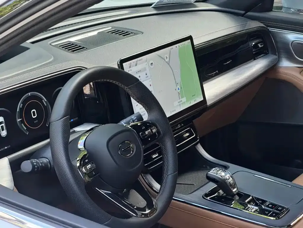 GAC Motor Trumpchi ES9 — фото 2