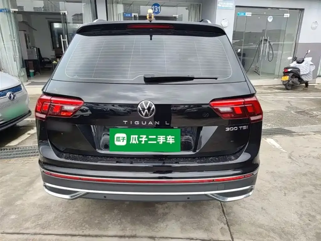 Volkswagen Tiguan L — фото 4