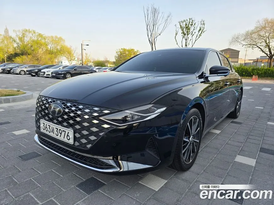 Hyundai Grandeur — фото 1