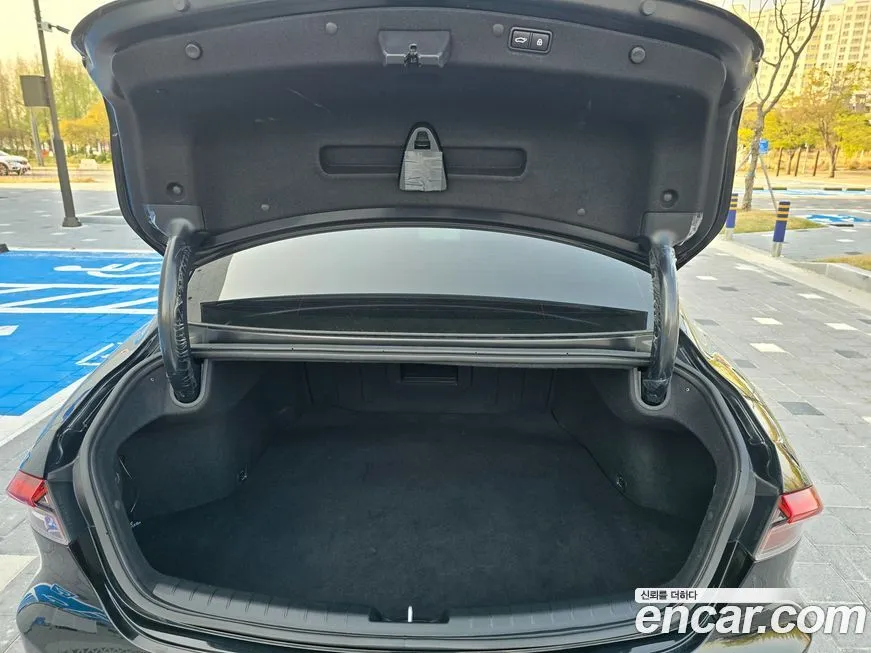 Hyundai Grandeur — фото 10
