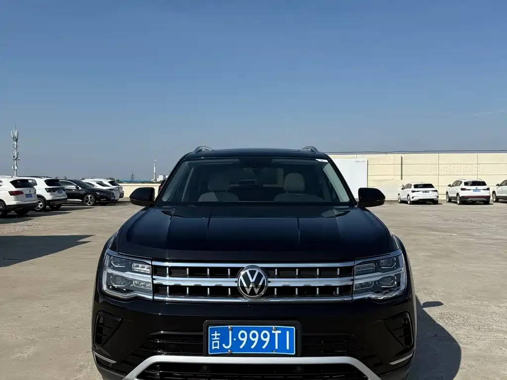 Volkswagen Teramont X — фото 10