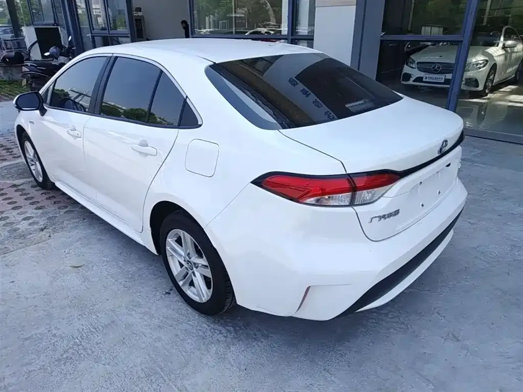 Toyota Levin — фото 10