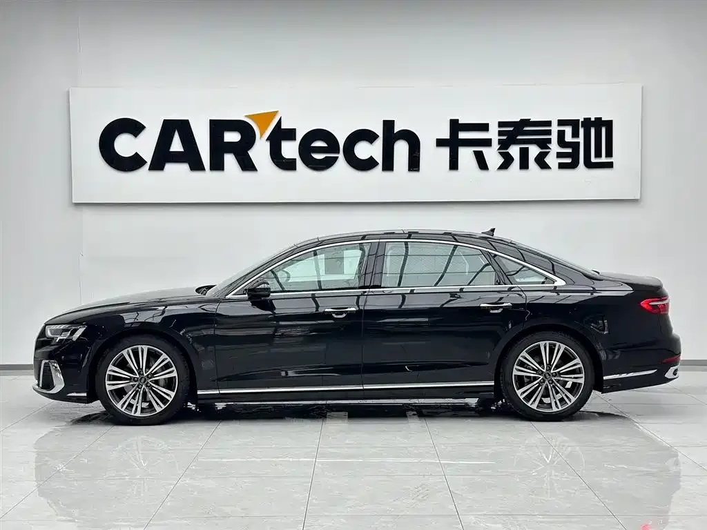 Audi A8 — фото 5