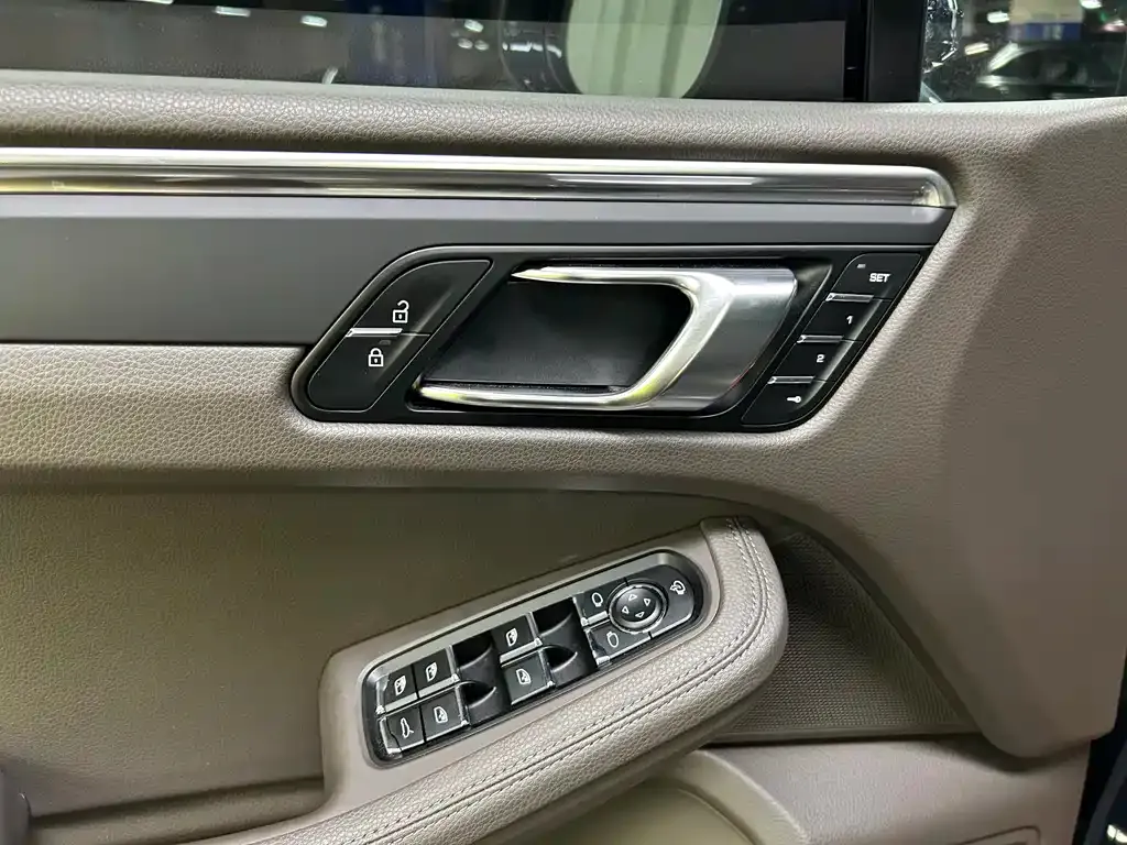 Porsche Macan — фото 2