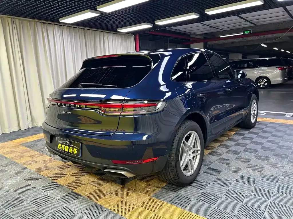 Porsche Macan — фото 7