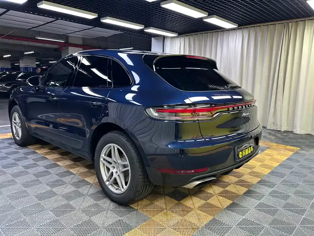 Porsche Macan — фото 10