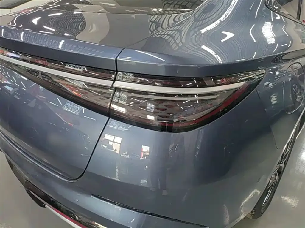 BYD Seal 07 DM-i — фото 6