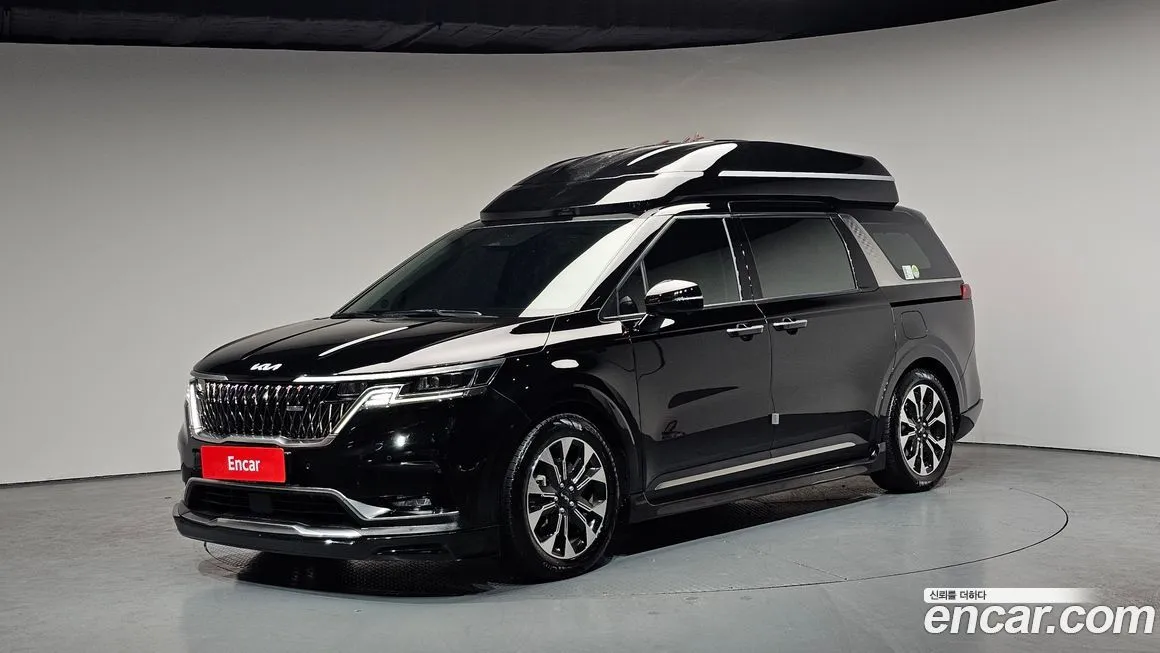 Kia Carnival — фото 1