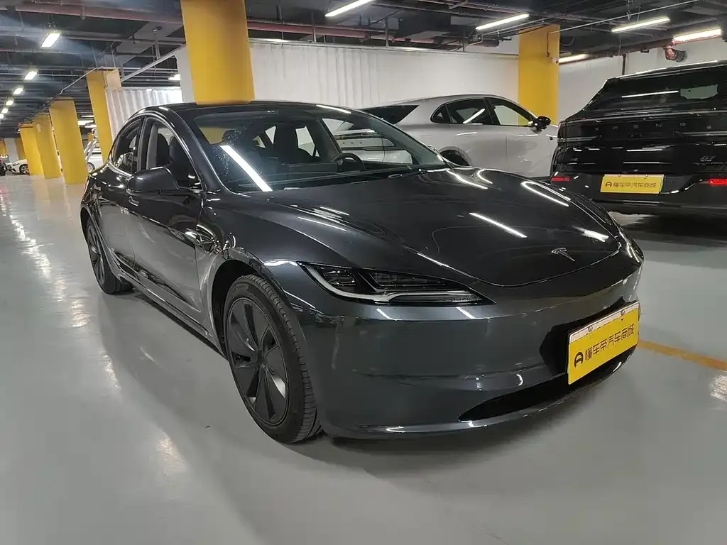 Tesla Model 3 — фото 6