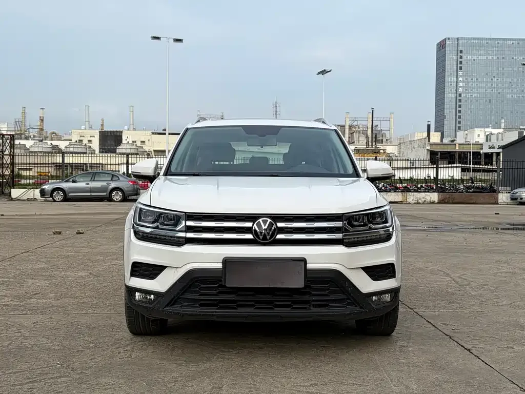 Volkswagen Tharu — фото 8