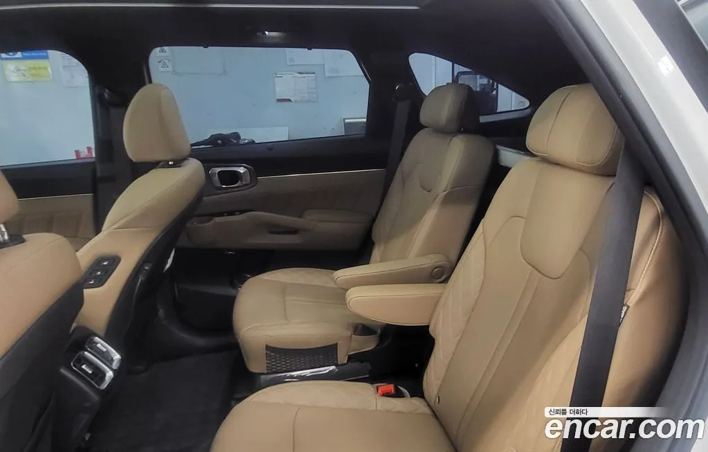Kia Sorento — фото 5