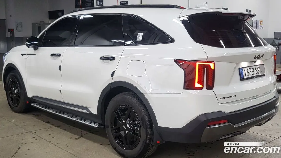 Kia Sorento — фото 8