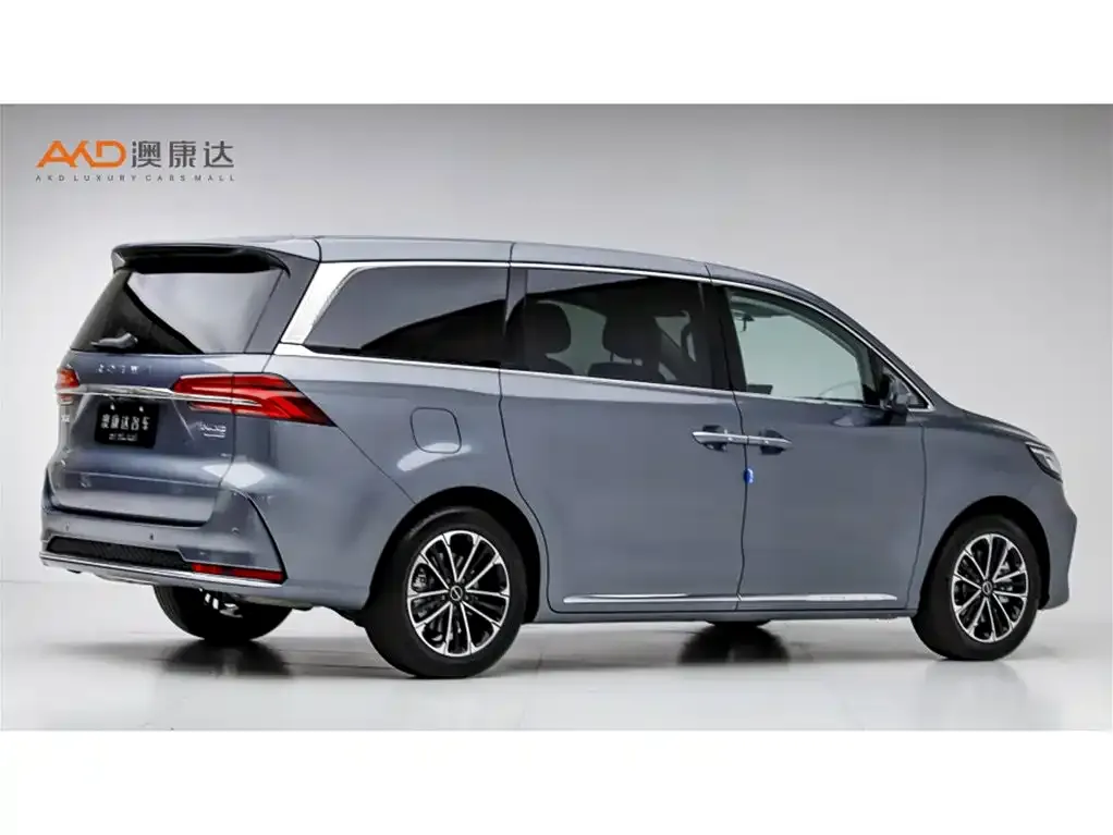 Roewe iMAX8 — фото 4