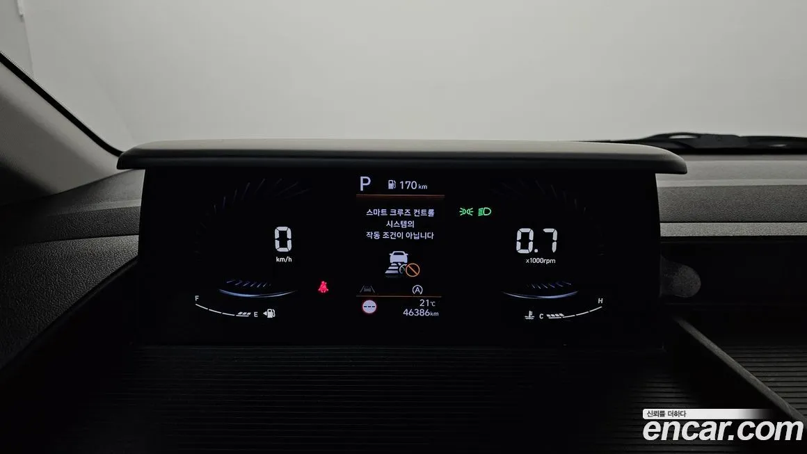 Hyundai Staria — фото 2