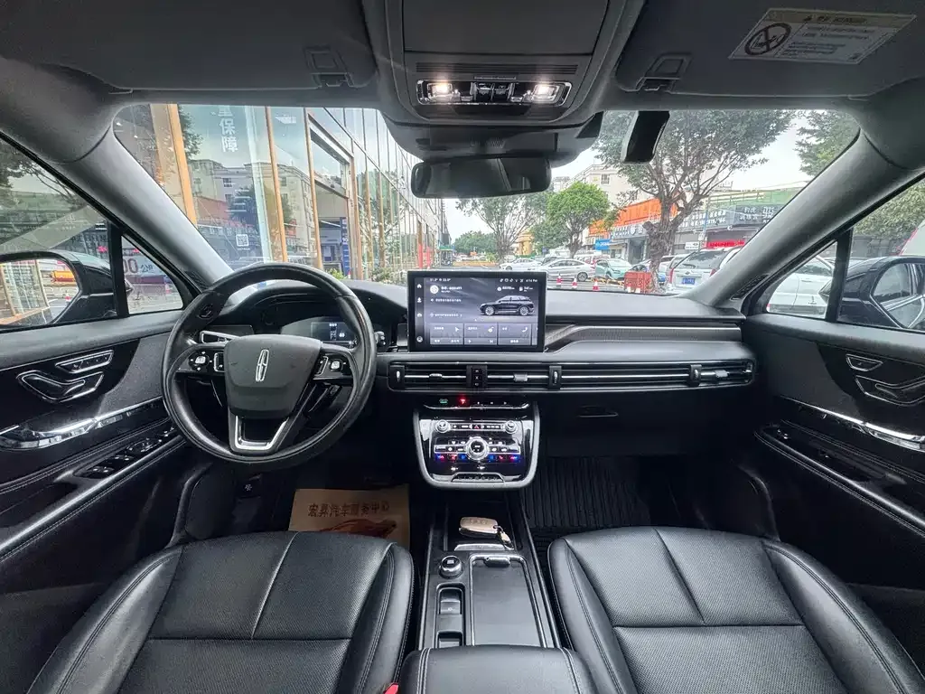Lincoln Corsair 2023 из CN, фото 3