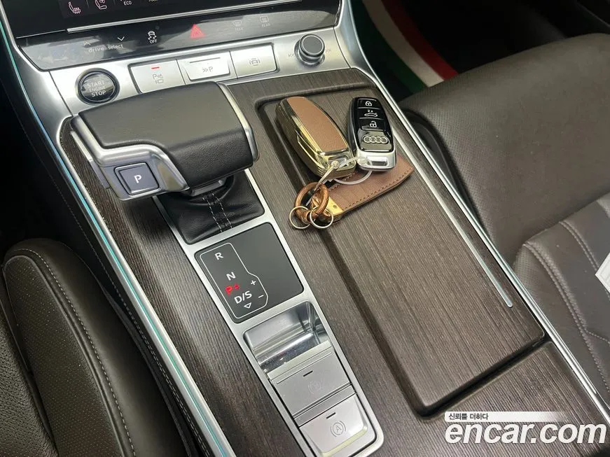 Audi A7 — фото 10