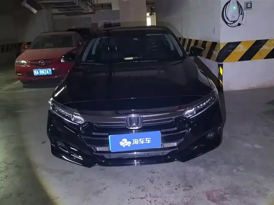 Honda Accord — фото 9