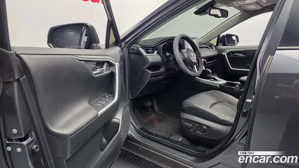 Toyota RAV4 2022 из KR, фото 9