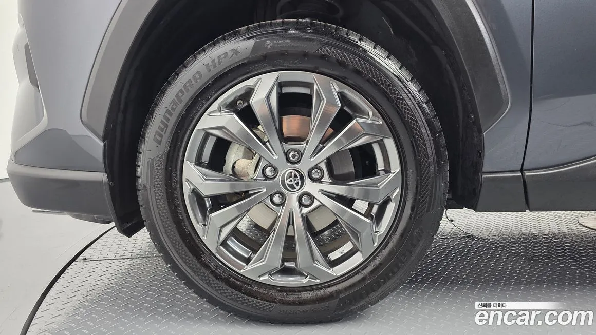 Toyota RAV4 2022 из KR, фото 8