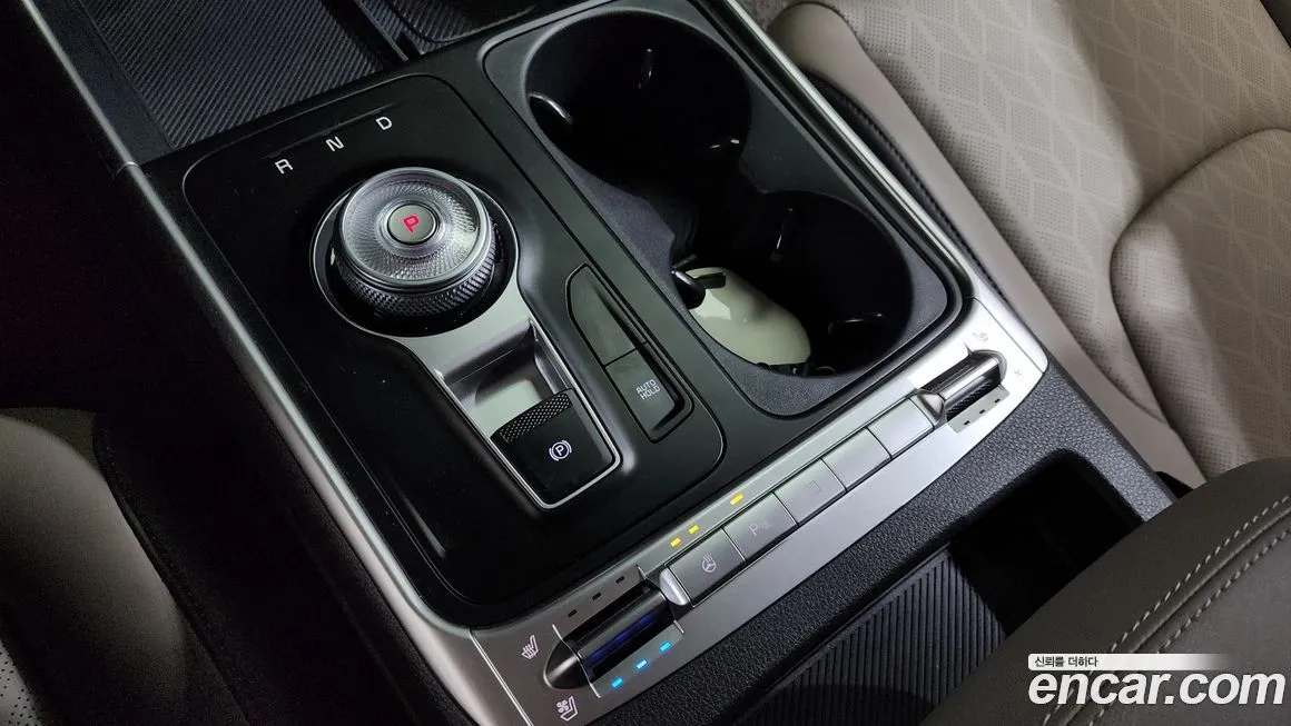 Kia Carnival — фото 9