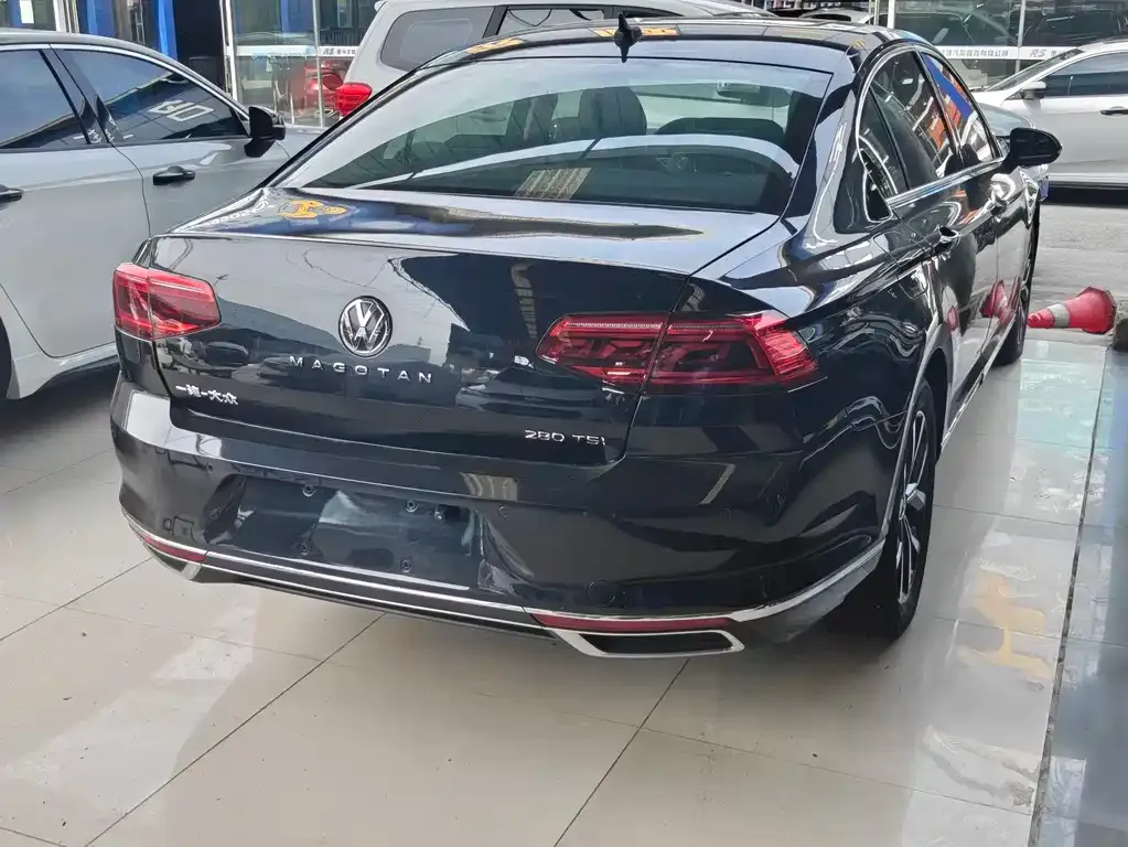 Volkswagen Magotan 2021 из CN, фото 3